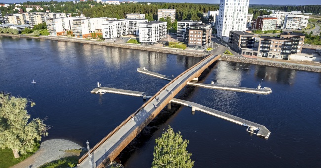Asukkaat ja rakennuttaja tyytyväisiä puukerrostaloon