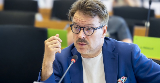 Ajautuvatko sähkömarkkinat uuteen kaaokseen?